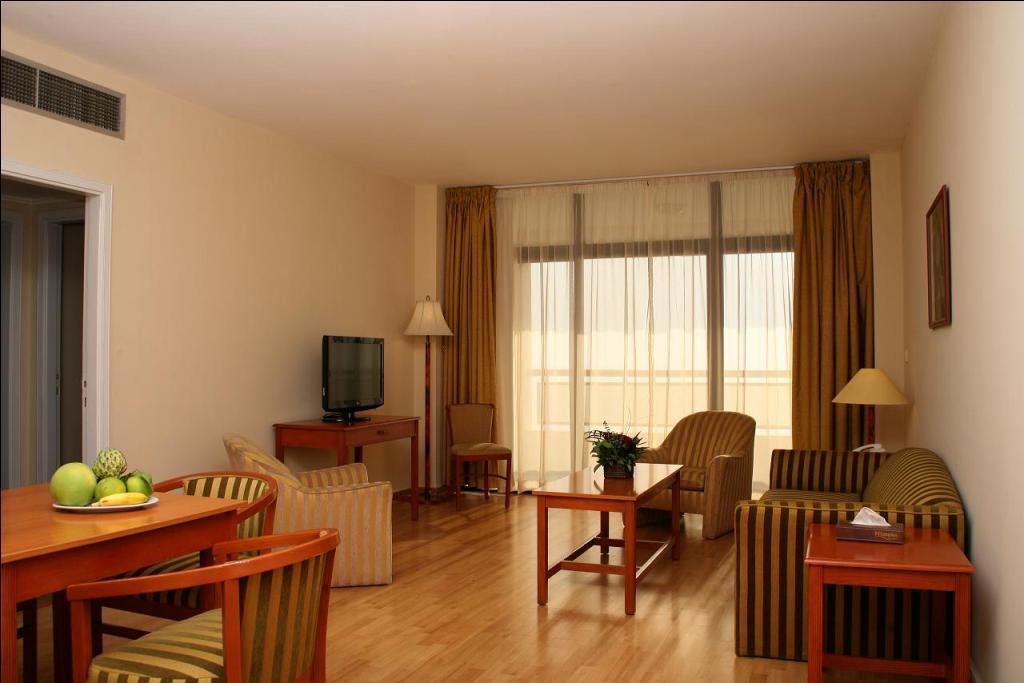 Coral Beirut Al Hamra Hotel Eksteriør bilde