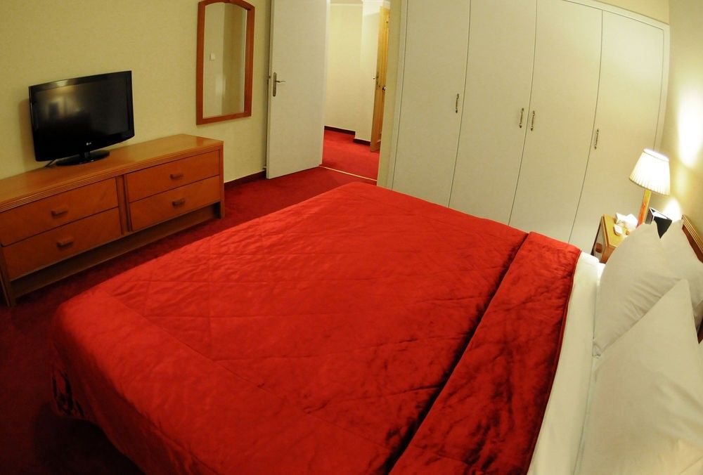 Coral Beirut Al Hamra Hotel Eksteriør bilde