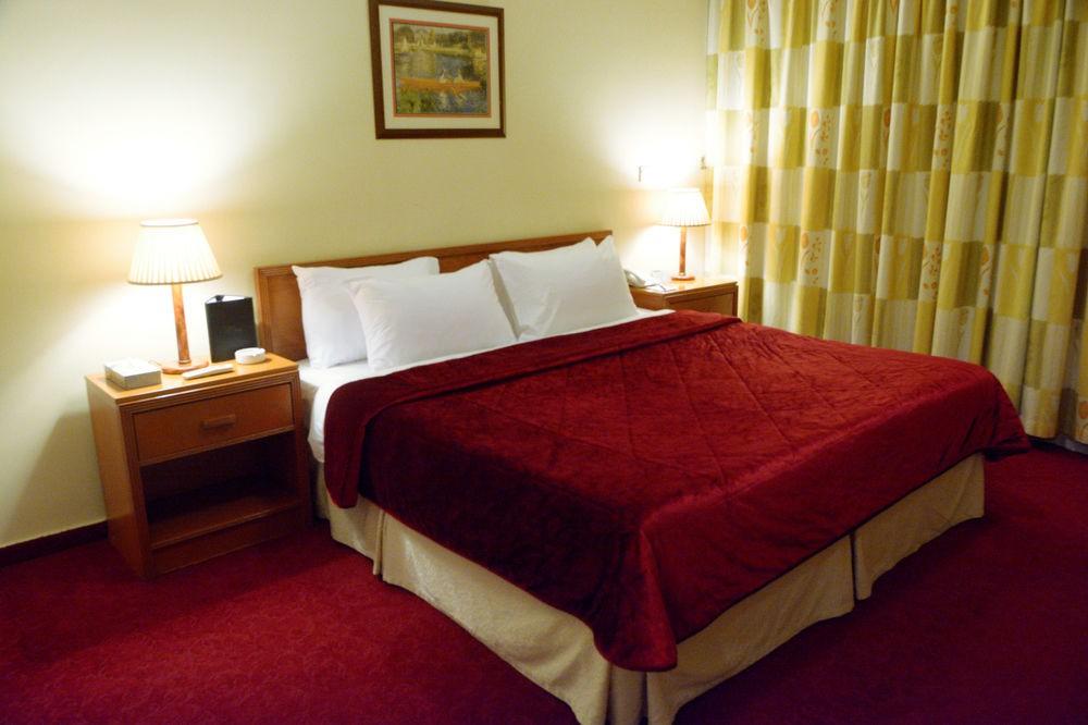 Coral Beirut Al Hamra Hotel Eksteriør bilde