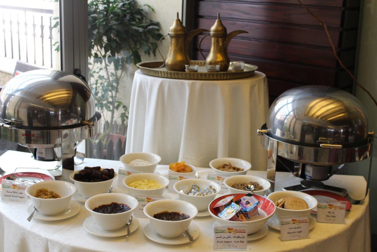 Coral Beirut Al Hamra Hotel Eksteriør bilde