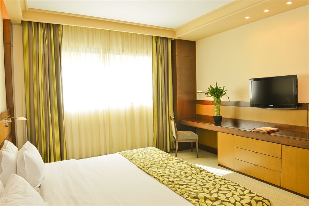 Coral Beirut Al Hamra Hotel Eksteriør bilde
