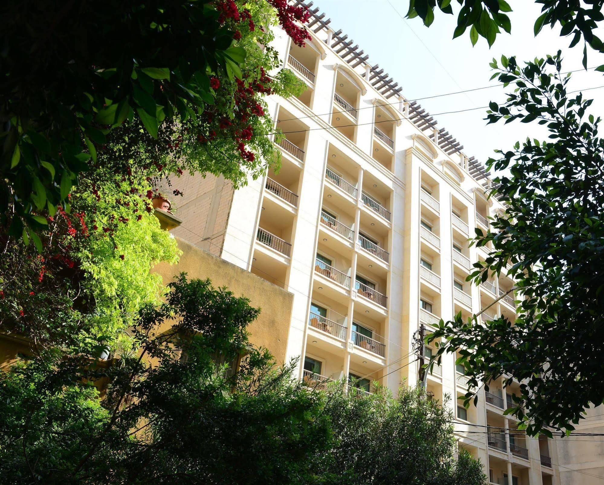 Coral Beirut Al Hamra Hotel Eksteriør bilde